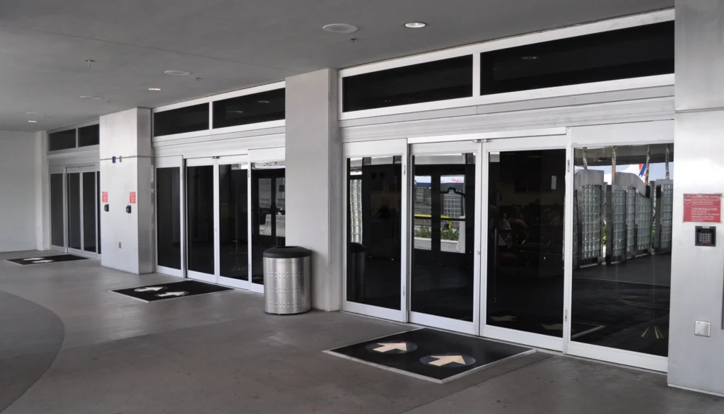 Automatic glass door design